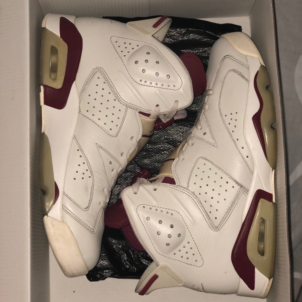 Jordan 6 Retro Maroon 2015 men’s shoes